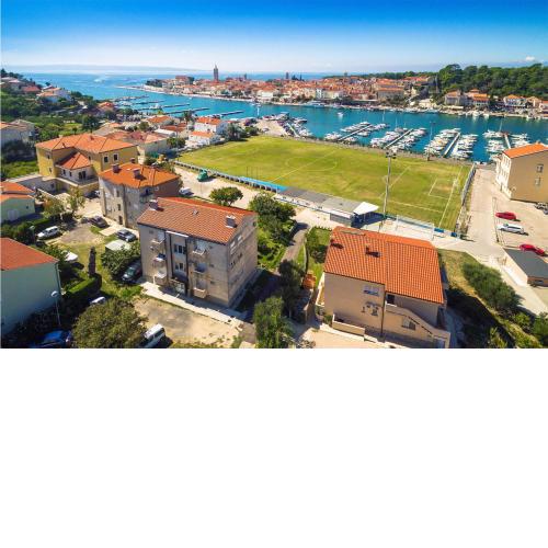 1 Bedroom Awesome Apartment In Banjol