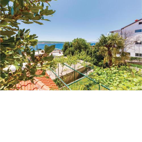 1 Bedroom Beautiful Apartment In Crikvenica