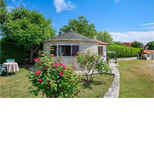 1 Bedroom Beautiful Home In Zminj