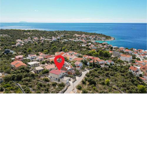 1 Bedroom Gorgeous Apartment In Kanica
