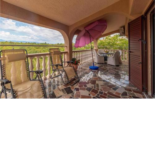 1 Bedroom Lovely Apartment In Jadranovo