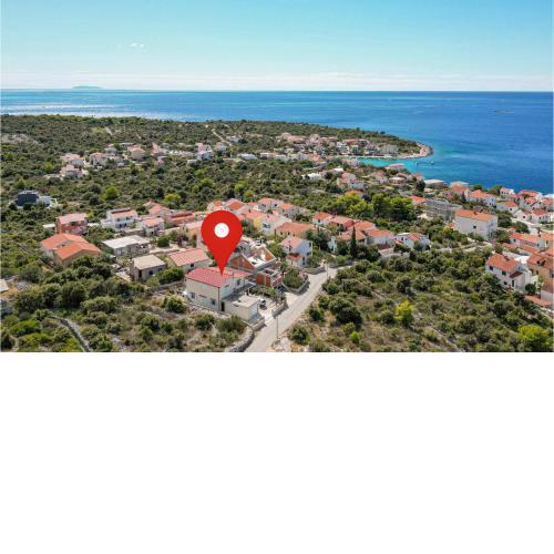 1 Bedroom Lovely Apartment In Kanica