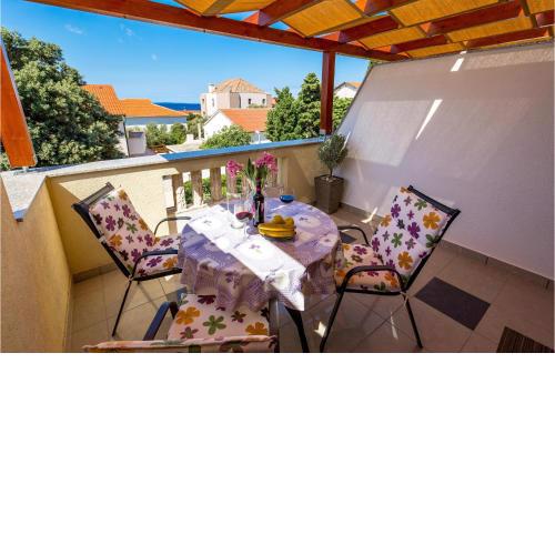 1 Bedroom Nice Apartment In Mandre