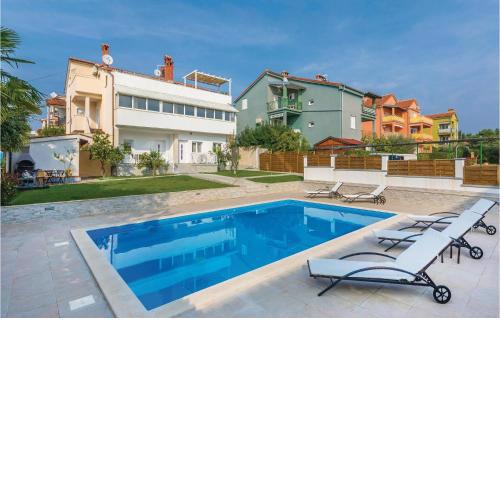 1 Bedroom Pet Friendly Apartment In Novigrad