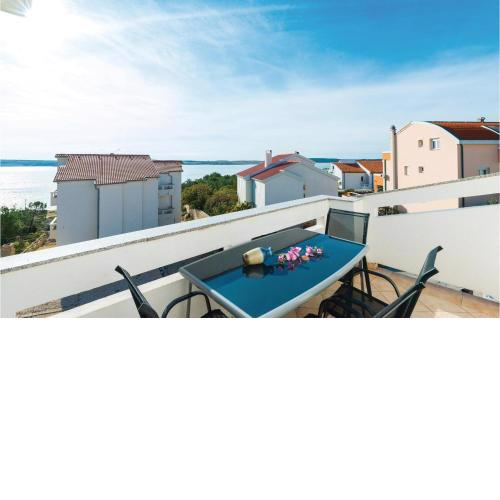 1 Bedroom Pet Friendly Apartment In Vidalici