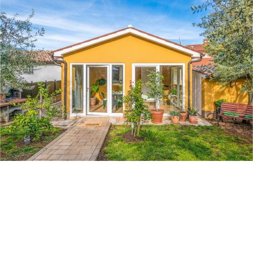 1 Bedroom Stunning Home In Marcana