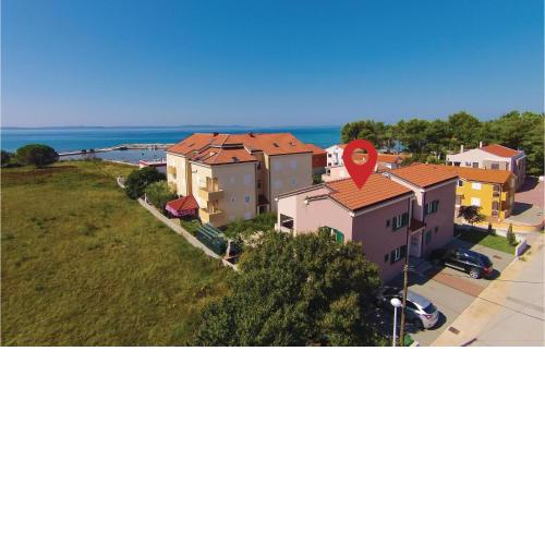 2 Bedroom Amazing Apartment In Privlaka
