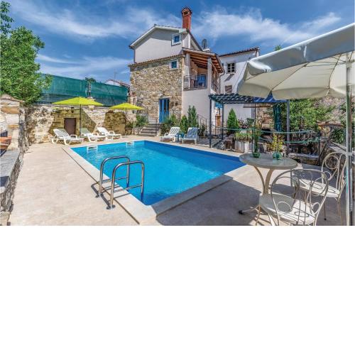 2 Bedroom Amazing Home In Kamena Vas