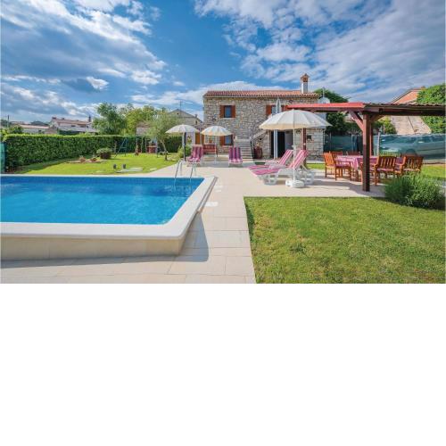 2 Bedroom Awesome Home In Milotski Brijeg