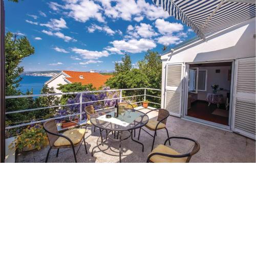 2 Bedroom Beautiful Home In Kraljevica