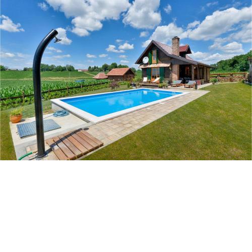 2 Bedroom Beautiful Home In Starcevljani