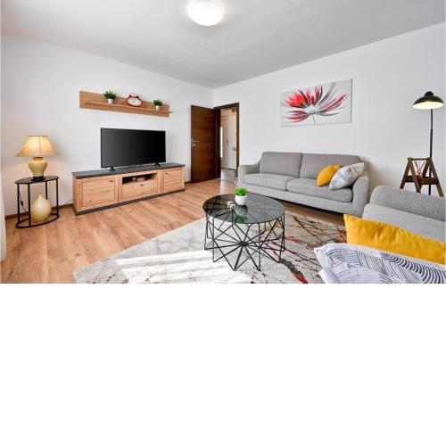 2 Bedroom Beautiful Home In Trnovec