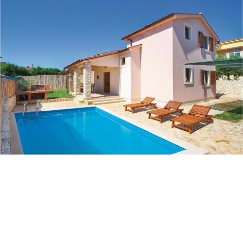 2 Bedroom Cozy Home In Liznjan