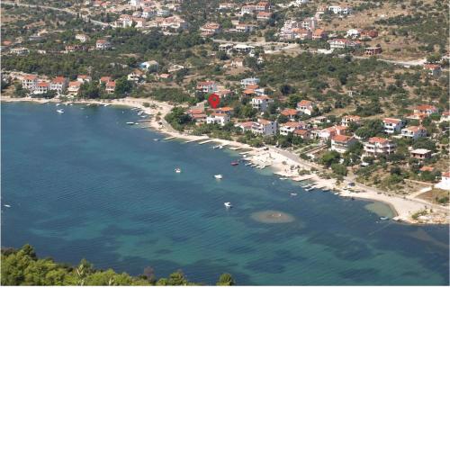 2 Bedroom Gorgeous Apartment In Grebastica
