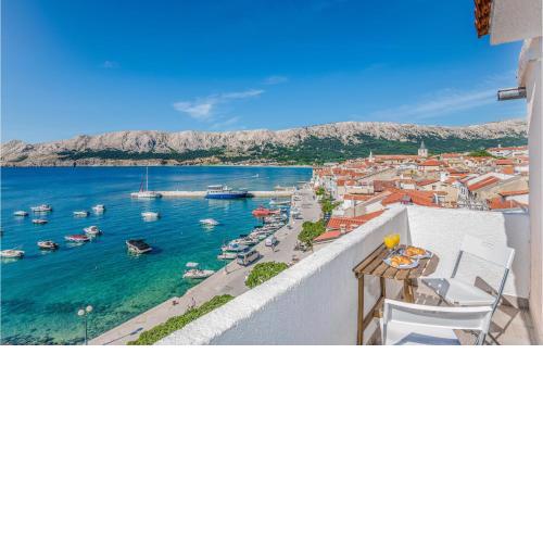 2 Bedroom Gorgeous Home In Baska