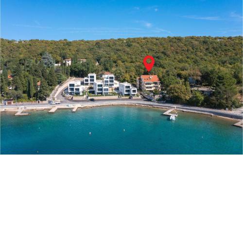 2 Bedroom Lovely Apartment In Omisalj