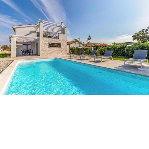 2 Bedroom Lovely Home In Hrboki