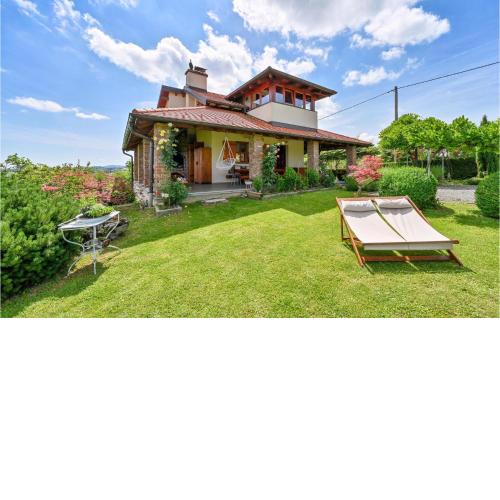 2 Bedroom Nice Home In Gornji Kneginec