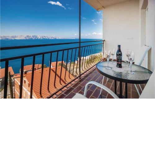 3 Bedroom Awesome Apartment In Senj