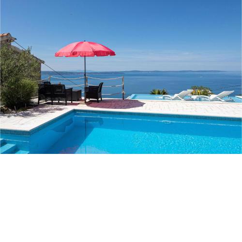 3 Bedroom Beautiful Home In Podstrana