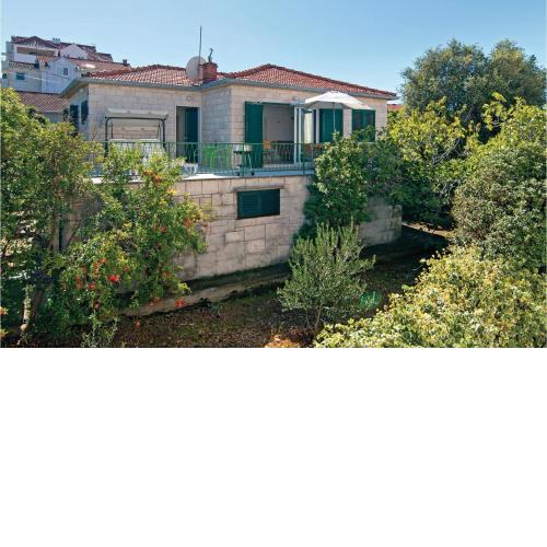 3 Bedroom Cozy Home In Supetar