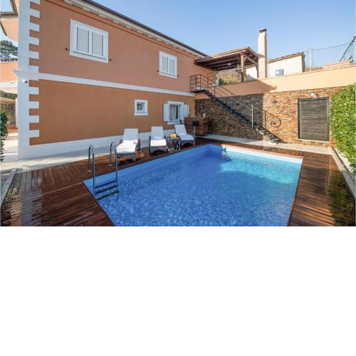 3 Bedroom Lovely Apartment In Pobri