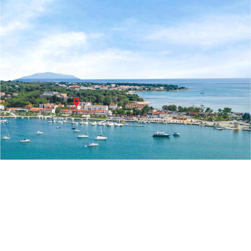 3 Bedroom Nice Apartment In Medulin