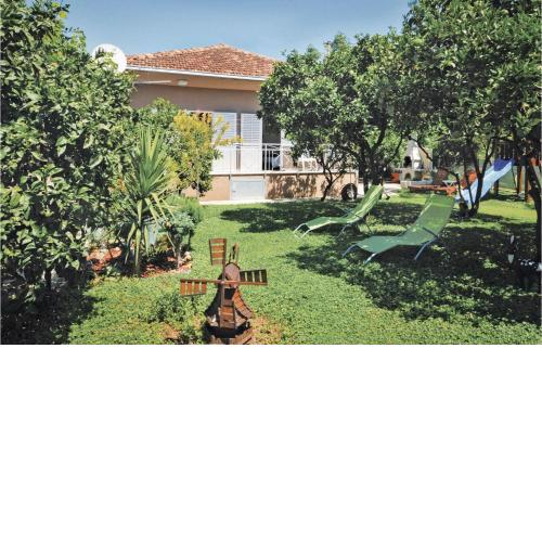 3 Bedroom Nice Home In Seget Vranjica