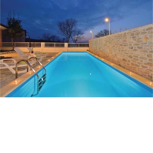 3 Bedroom Pet Friendly Home In Krusevo