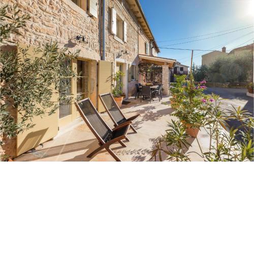 3 Bedroom Stunning Home In Marcana