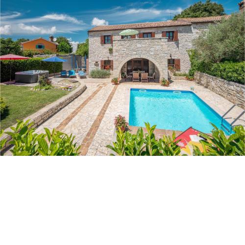 3 Bedroom Stunning Home In Vrsar