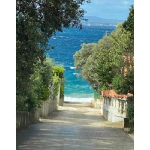 3 Bedroom Urban Condo Townhouse by the Adriatic Sea