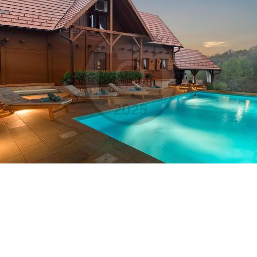 4 Bedroom Amazing Home In Velika Buna