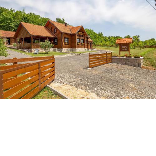 4 Bedroom Beautiful Home In Otocac