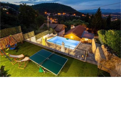 4 Bedroom Beautiful Home In Rukavac