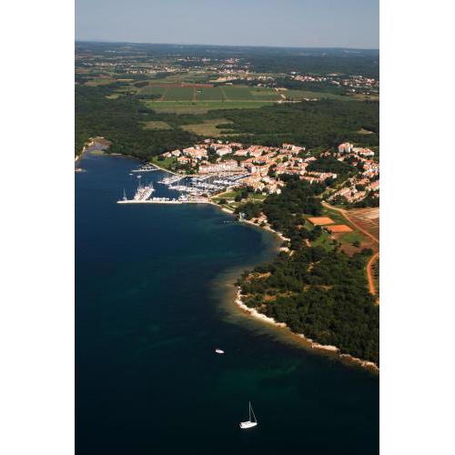 (4879-2) Apartment in Funtana with sea view, terrace, air conditioning, WiFi