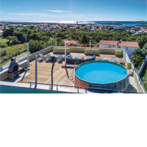 5 Bedroom Amazing Home In Medulin