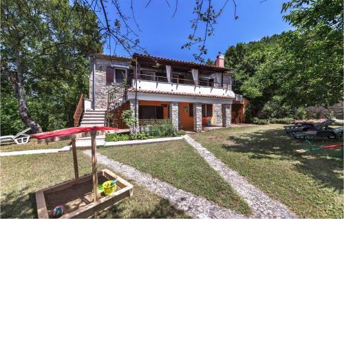 5 Bedroom Awesome Home In Labin