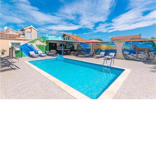 5 Bedroom Lovely Home In Cista Velika