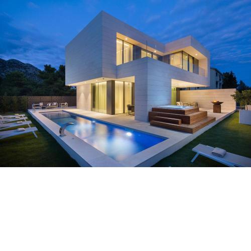 5-Star Villa Calma II with Heated Pool & Jacuzzi Oasis