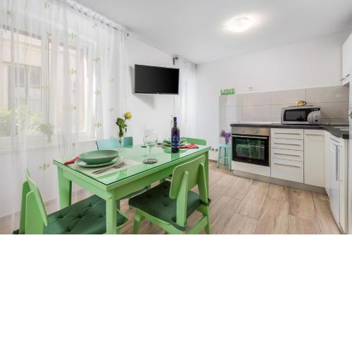 Adeona apartments