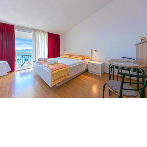 Adria Brela Apartments