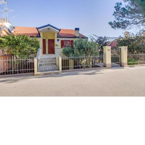 Adriana Apartment