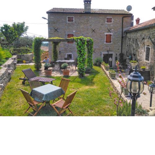 al Merlo Olivo, rural istrian house