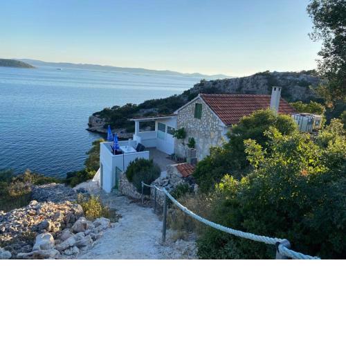 Alleinstehendes Haus am Meer Robinson