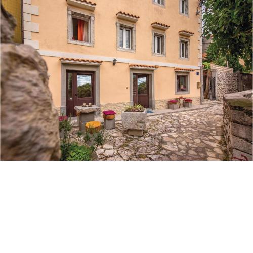 Amazing Apartment In Bakar With Kitchen