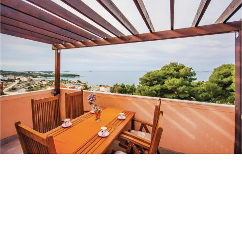 Amazing Apartment In Dolac With House Sea View