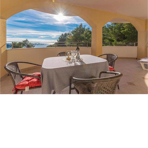 Amazing Apartment In Razanj With Kitchen