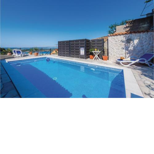 Amazing Apartment In Sibenik With Sauna