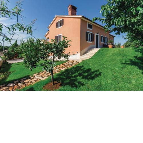 Amazing Apartment In Tar-Vabriga With Kitchen